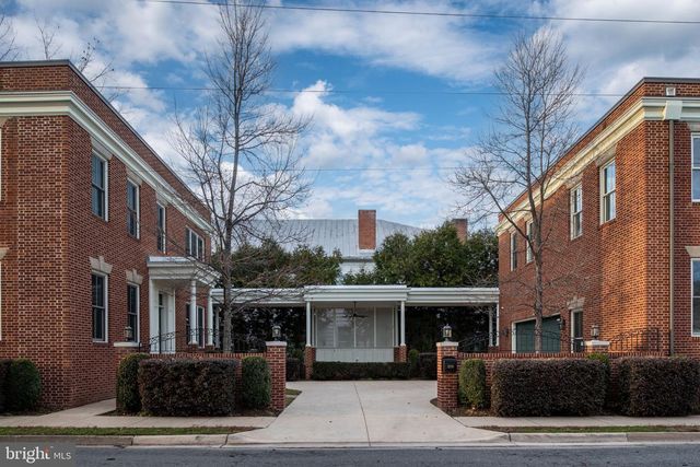 1200 PRINCE EDWARD ST, Fredericksburg, VA 22401