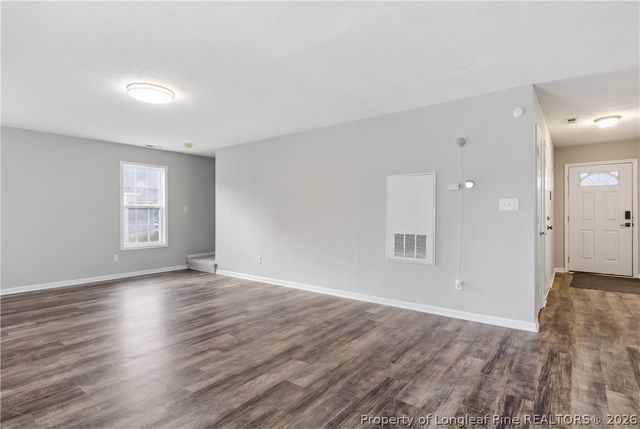 542 Gapway Court, Hope Mills, NC 28348