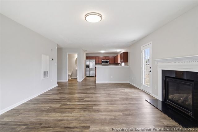 542 Gapway Court, Hope Mills, NC 28348