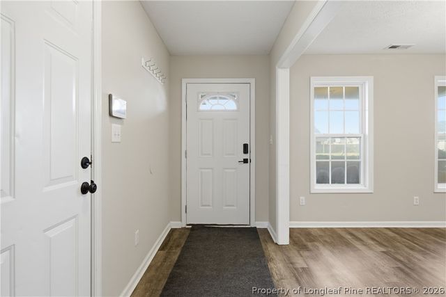 542 Gapway Court, Hope Mills, NC 28348