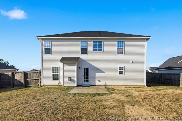 542 Gapway Court, Hope Mills, NC 28348