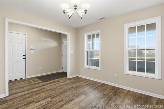 542 Gapway Court, Hope Mills, NC 28348