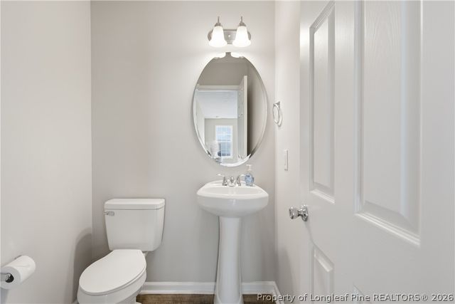 542 Gapway Court, Hope Mills, NC 28348