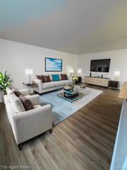 48770 Shelby Road 24, Shelby Twp, MI 48317