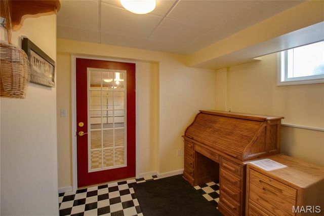 221 E Roosevelt Drive, Moro, IL 62067