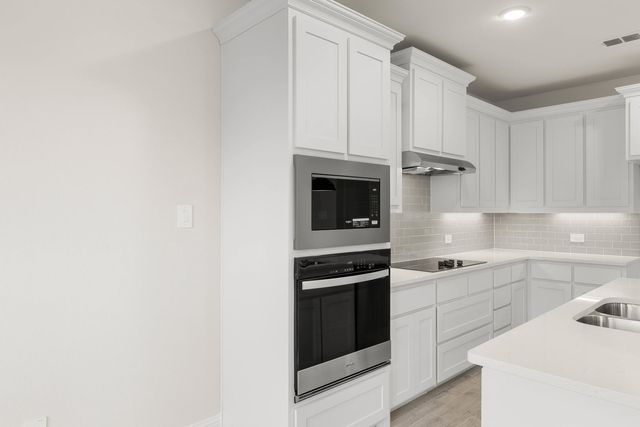 655 Sandiford Court, Mansfield, TX 76063