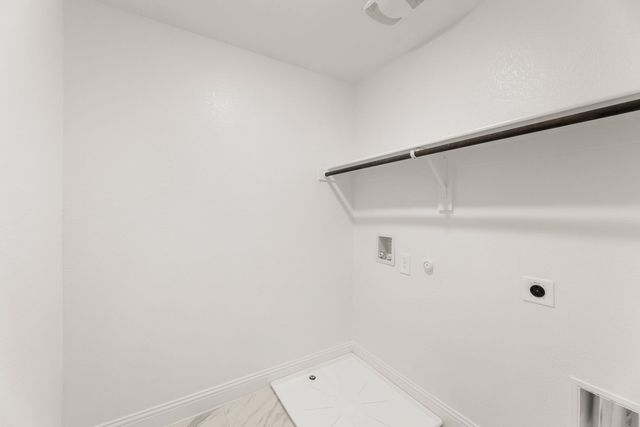 655 Sandiford Court, Mansfield, TX 76063