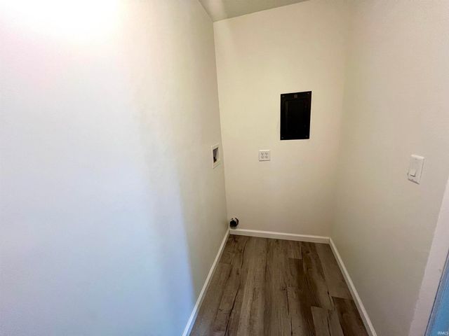 2051 Cass Avenue, Evansville, IN 47714