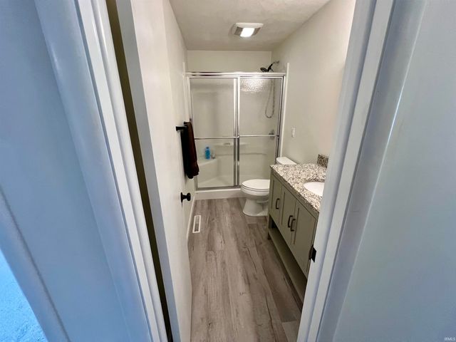 2051 Cass Avenue, Evansville, IN 47714