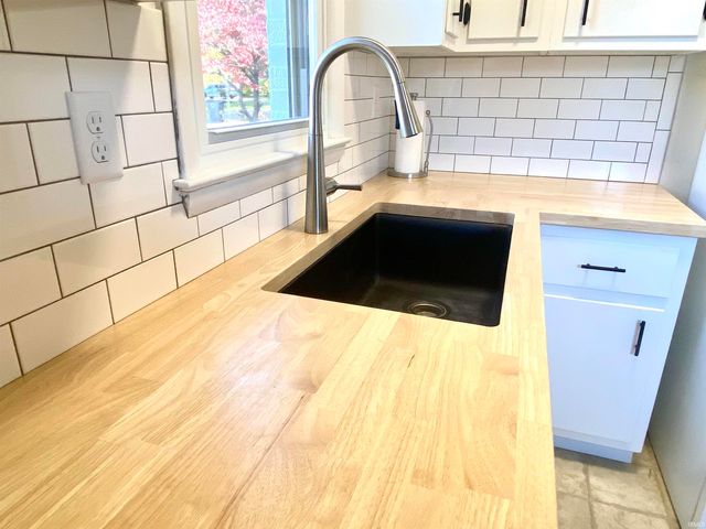 2051 Cass Avenue, Evansville, IN 47714