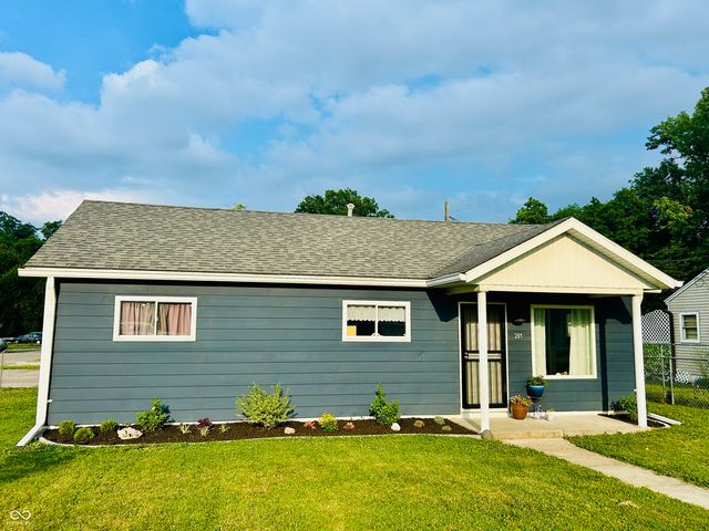 201 Leach Street, Greencastle, IN 46135