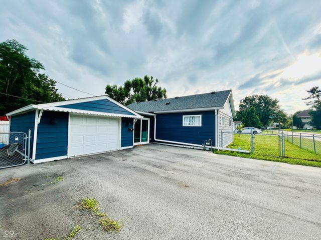 201 Leach Street, Greencastle, IN 46135