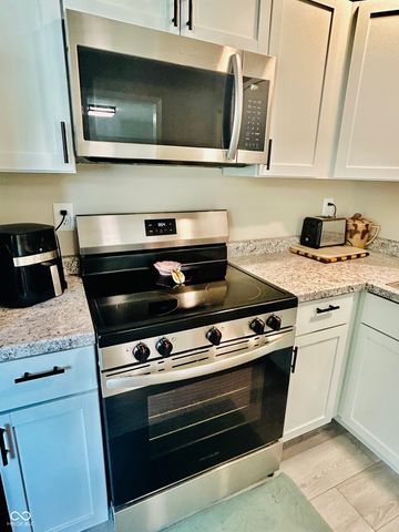 201 Leach Street, Greencastle, IN 46135