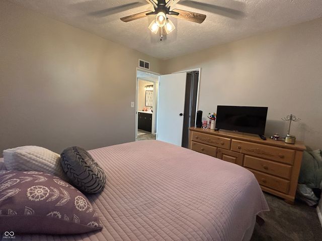 201 Leach Street, Greencastle, IN 46135