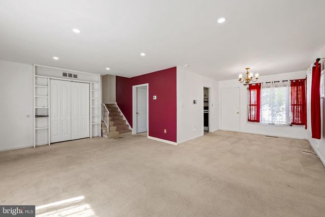 916 PRESTWOOD, Baltimore, MD 21228