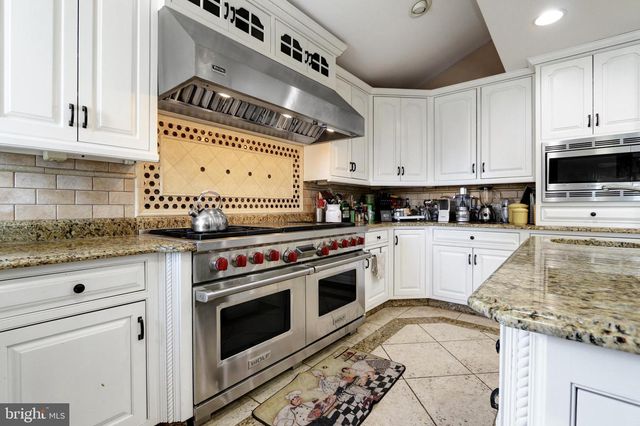 1545 MAURICE RIVER PKWY, Vineland, NJ 08360