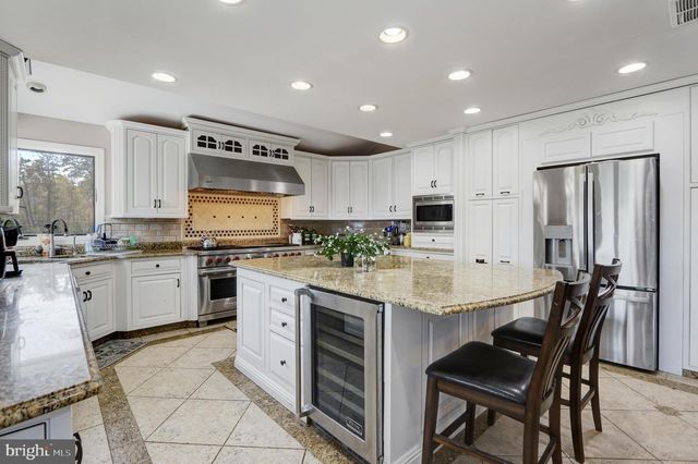 1545 MAURICE RIVER PKWY, Vineland, NJ 08360