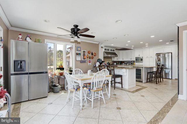 1545 MAURICE RIVER PKWY, Vineland, NJ 08360