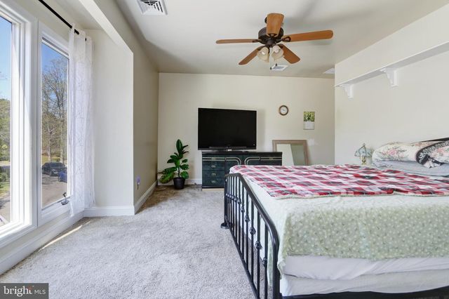 1545 MAURICE RIVER PKWY, Vineland, NJ 08360