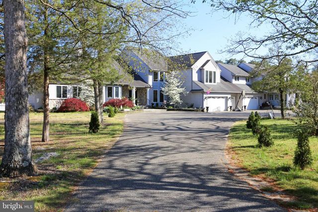 1545 MAURICE RIVER PKWY, Vineland, NJ 08360