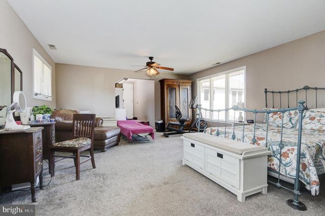 1545 MAURICE RIVER PKWY, Vineland, NJ 08360