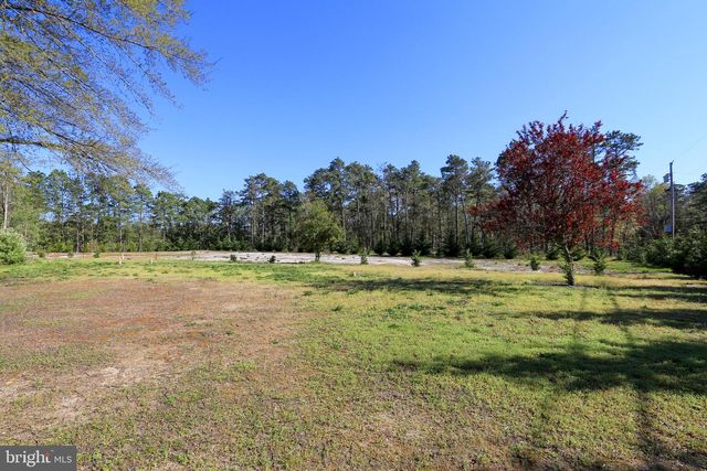 1545 MAURICE RIVER PKWY, Vineland, NJ 08360