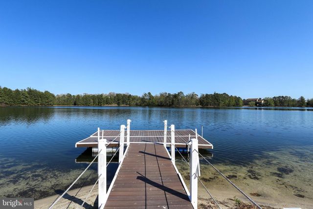 1545 MAURICE RIVER PKWY, Vineland, NJ 08360