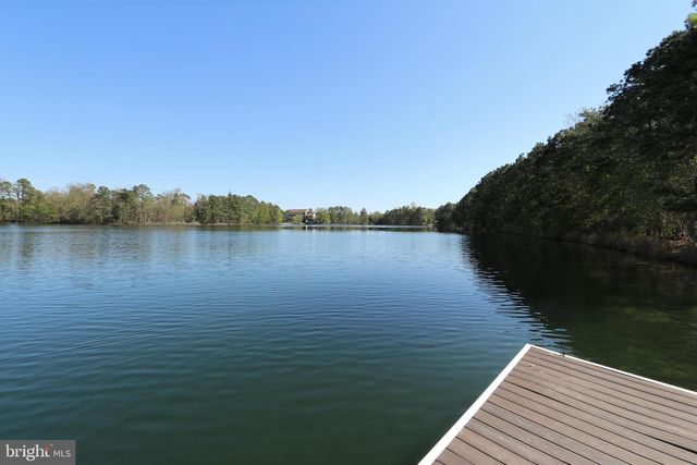 1545 MAURICE RIVER PKWY, Vineland, NJ 08360