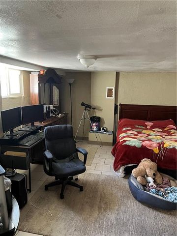 6018 E 12th Terrace, Kansas City, MO 64126