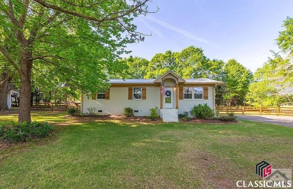 1521 Aiken Road, Bogart, GA 30622