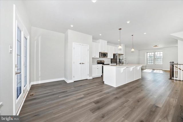 195 BEL AIRE LN, Frederick, MD 21702
