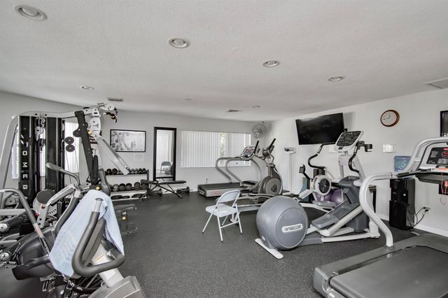 8200 Lakeshore Drive 202, Hypoluxo, FL 33462