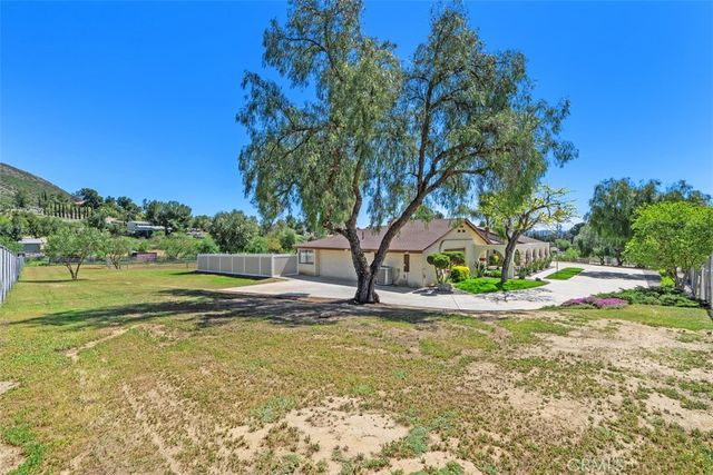 37790 Los Alamos Road, Murrieta, CA 92563