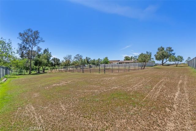37790 Los Alamos Road, Murrieta, CA 92563