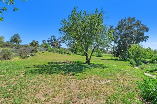 37790 Los Alamos Road, Murrieta, CA 92563