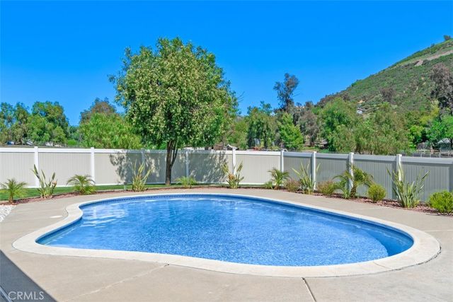 37790 Los Alamos Road, Murrieta, CA 92563