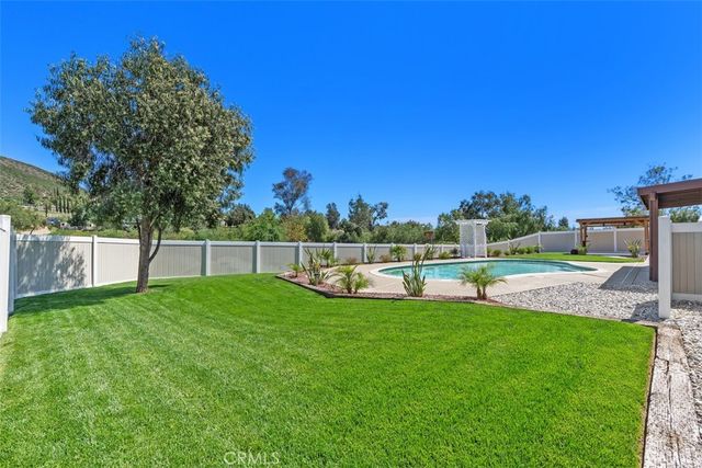 37790 Los Alamos Road, Murrieta, CA 92563