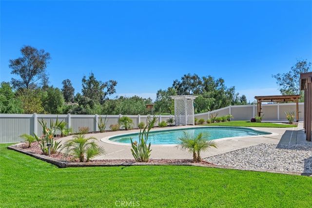 37790 Los Alamos Road, Murrieta, CA 92563