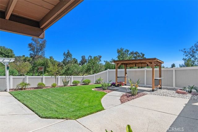 37790 Los Alamos Road, Murrieta, CA 92563
