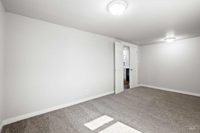 581 Adams St, Twin Falls, ID 83301