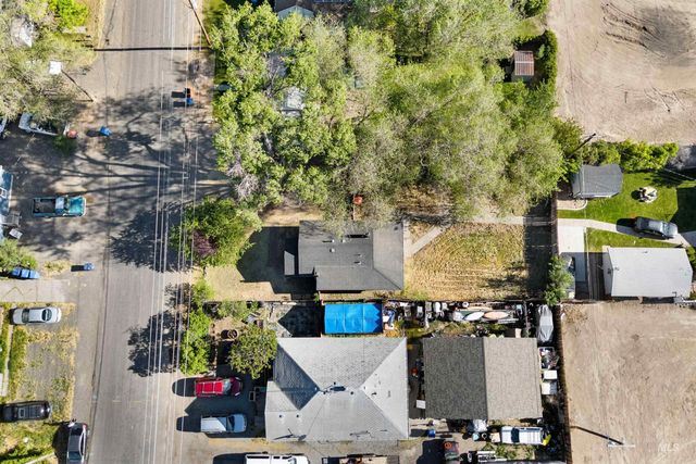 581 Adams St, Twin Falls, ID 83301
