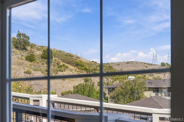 331 Swallowtail Court, Brisbane, CA 94005