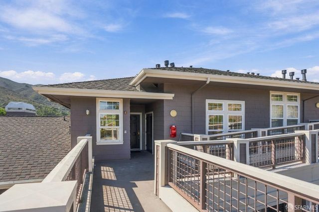 331 Swallowtail Court, Brisbane, CA 94005