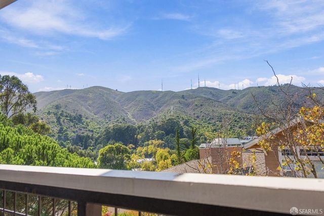 331 Swallowtail Court, Brisbane, CA 94005
