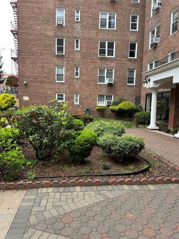 105-37 64th Avenue 6E, Forest Hills, NY 11375