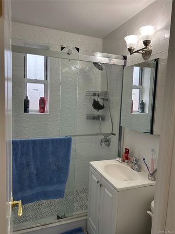 105-37 64th Avenue 6E, Forest Hills, NY 11375