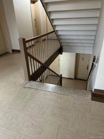 105-37 64th Avenue 6E, Forest Hills, NY 11375