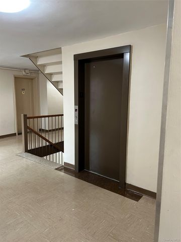 105-37 64th Avenue 6E, Forest Hills, NY 11375