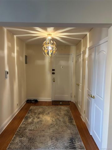 105-37 64th Avenue 6E, Forest Hills, NY 11375