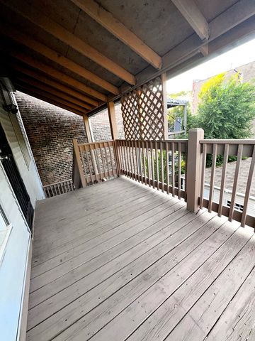 1302 E 72nd Street 2, Chicago, IL 60619